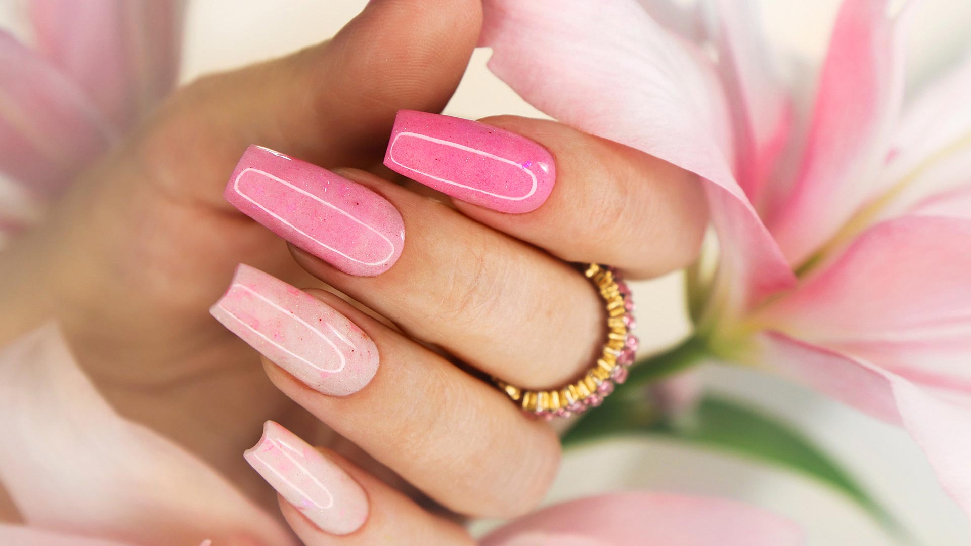 Luxury Nails & iLashes(10% off for first time clients on weekdays) in Houston, TX